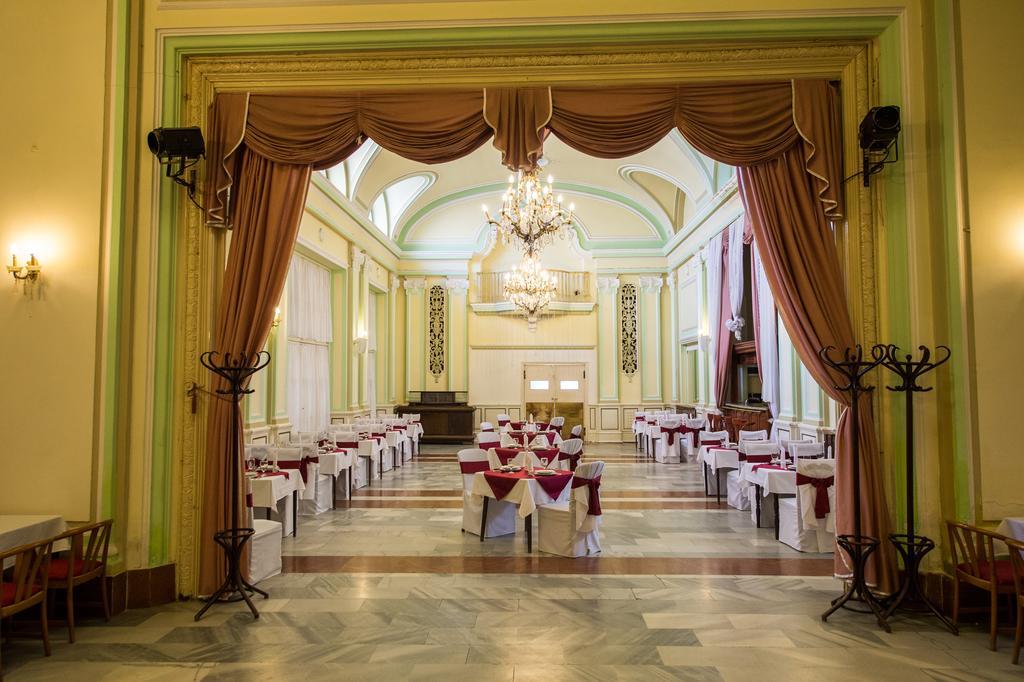 Hotel Tisza és Thermálfürdő Szolnok Exterior foto