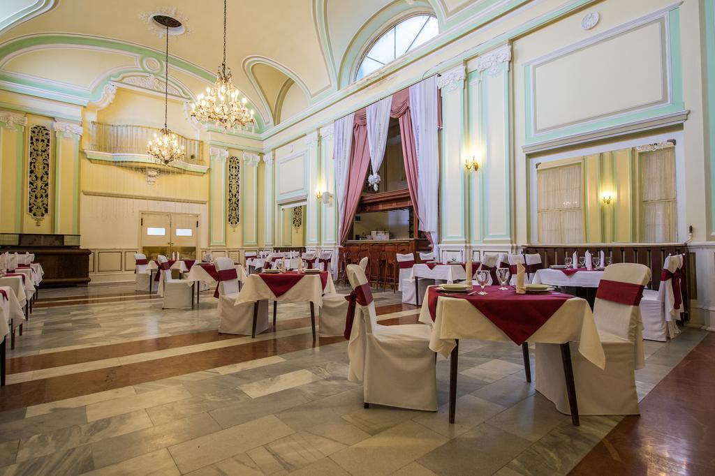 Hotel Tisza és Thermálfürdő Szolnok Exterior foto