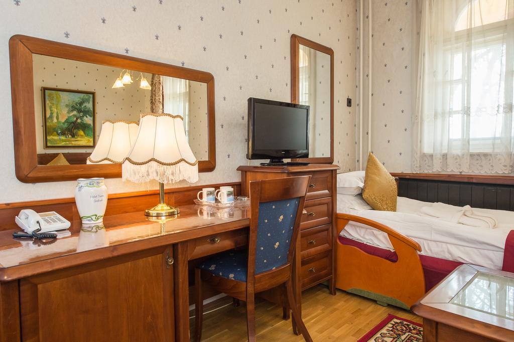Hotel Tisza és Thermálfürdő Szolnok Exterior foto
