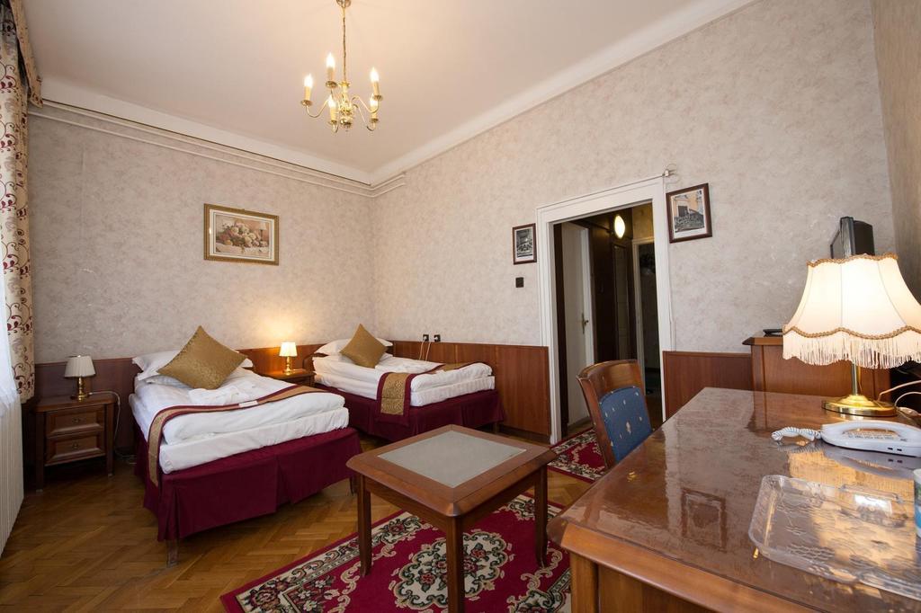 Hotel Tisza és Thermálfürdő Szolnok Zimmer foto