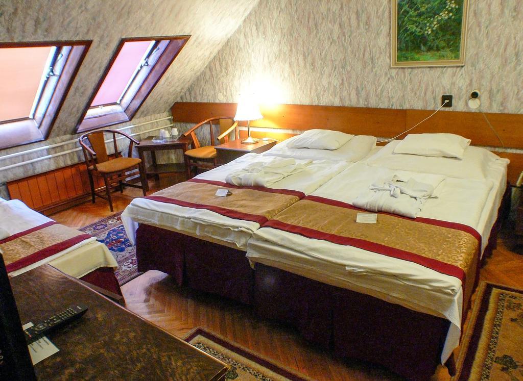 Hotel Tisza és Thermálfürdő Szolnok Zimmer foto